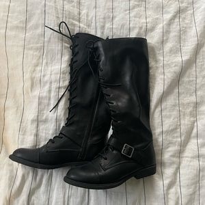 Lace up boots